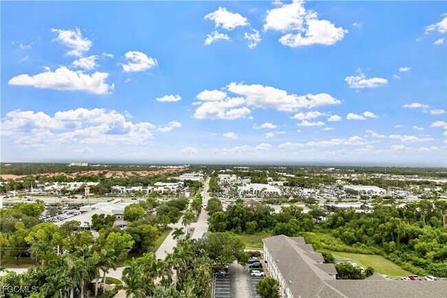 Building Photo - 14300 Riva Del Lago Dr