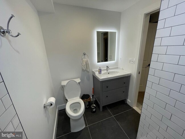 Building Photo - 2314 Wheystone Ct