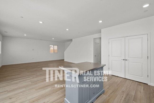 Building Photo - 12854 Orrick Ct