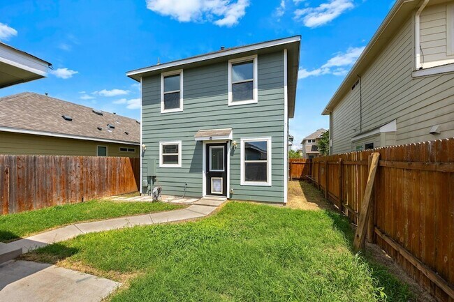 Building Photo - 4520 Graceful Ln