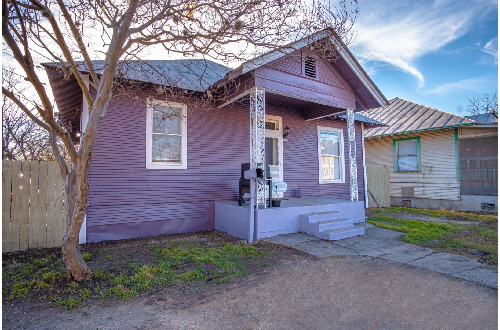 Building Photo - 4115 S Presa St