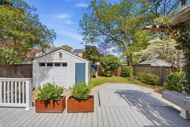 Building Photo - 414 Massachusetts Ave