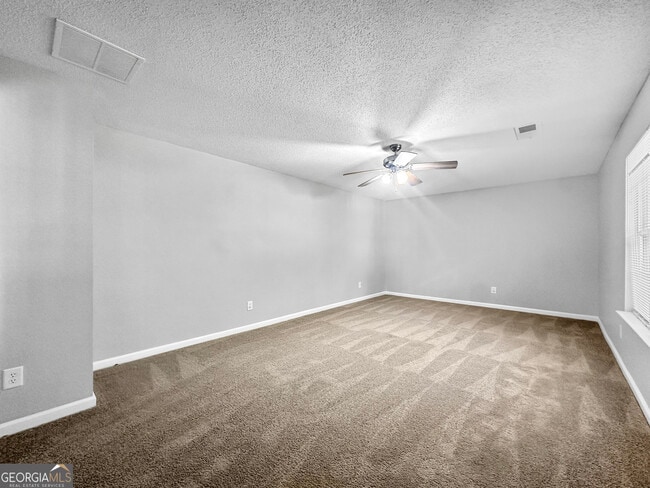 Building Photo - 261 Augusta Woods Dr