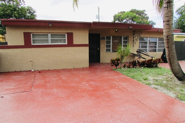 Building Photo - 14180 NW 23rd Ct