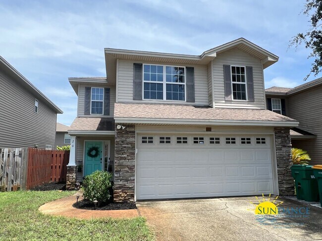 Primary Photo - Impeccable 3 Bedroom Home in Shalimar!