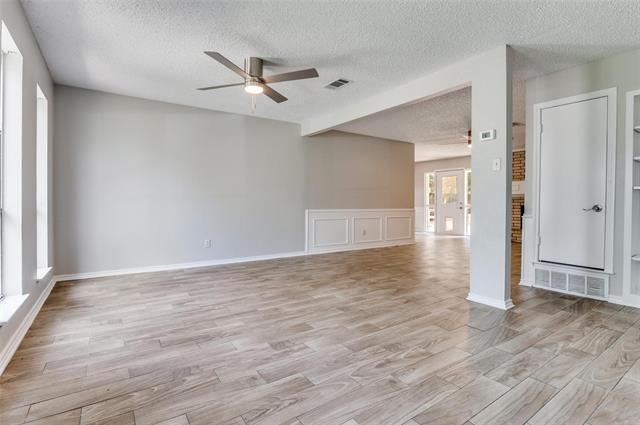 Building Photo - 1311 Willowbrook St