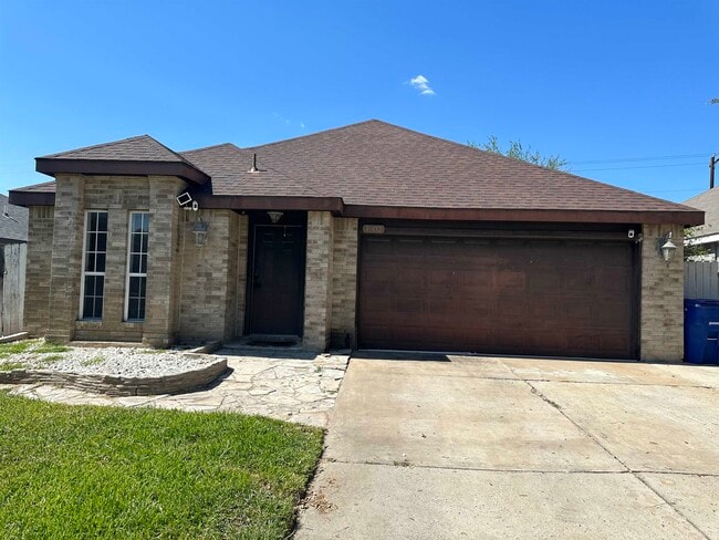 Building Photo - 1902 Denmark Ln