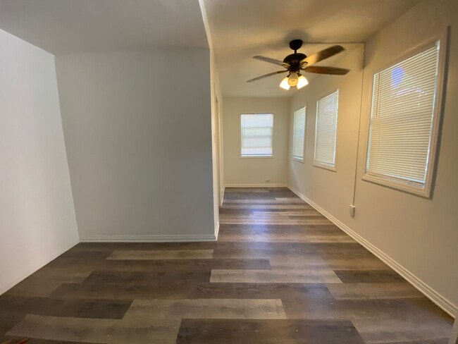 Building Photo - $1,650 - Charming Studio Apt located in th...