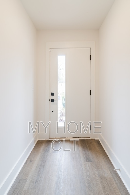 Building Photo - 2617 Dr Carver Rd