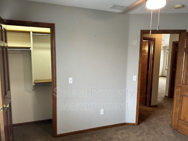Building Photo - 1129 Winnsboro Pass