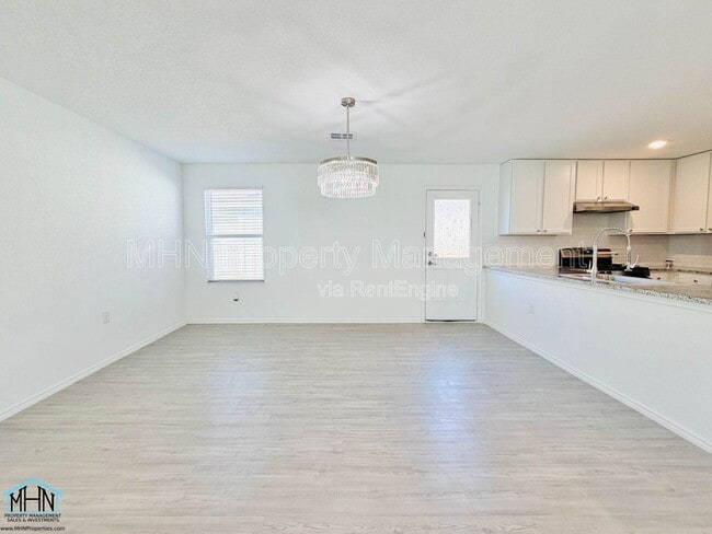 Building Photo - 10154 Asta Trl