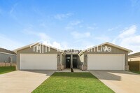 Building Photo - 6601 NW Kathleen St