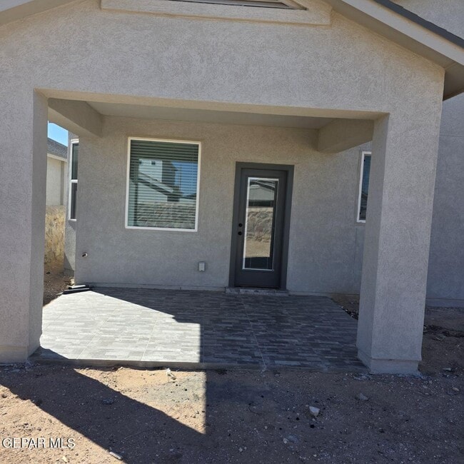 Building Photo - 1804 Ritzy Lou Pl