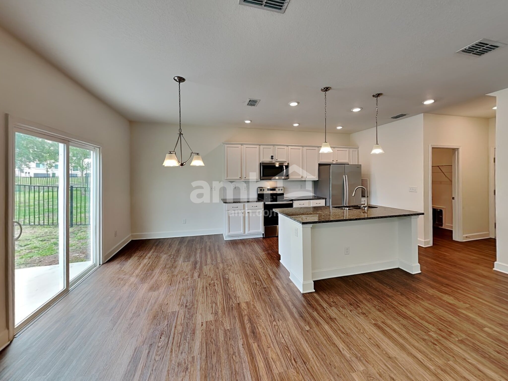 Building Photo - 8553 Highfield Ave