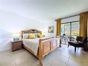 Building Photo - 2311 S Cypress Bend Dr