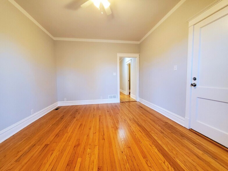 living room + front entryway - 2334 Euclid Ave