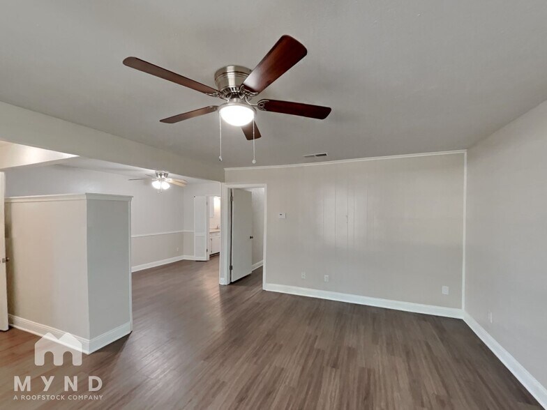 Building Photo - 11362 Quail Run St