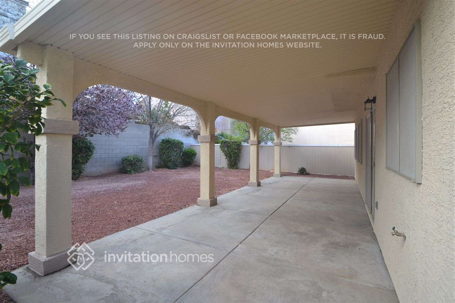 Building Photo - 9549 Cactus Club Dr