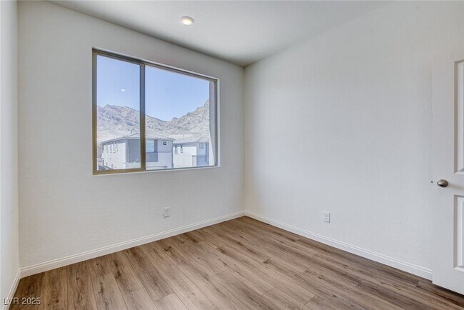 Building Photo - 1578 Crested Eagle St