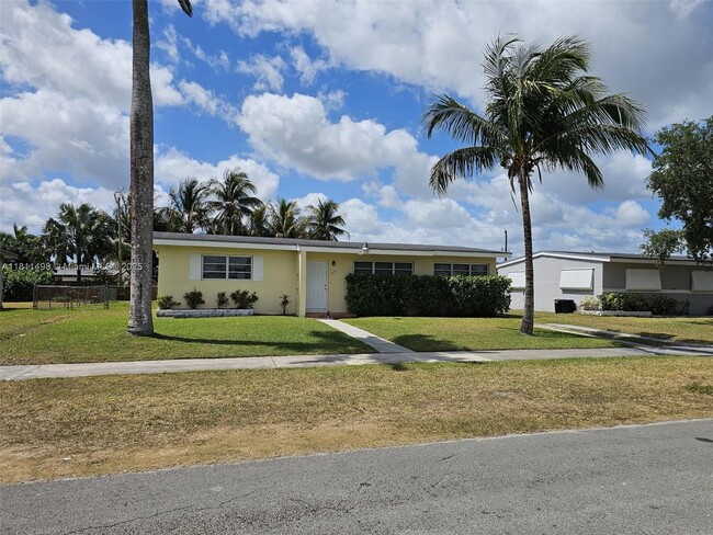 Building Photo - 1430 NW 10th St