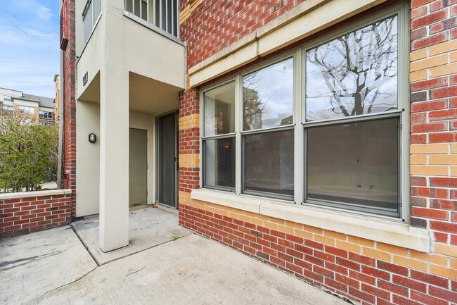 Building Photo - 24 Ave at Port Imperial