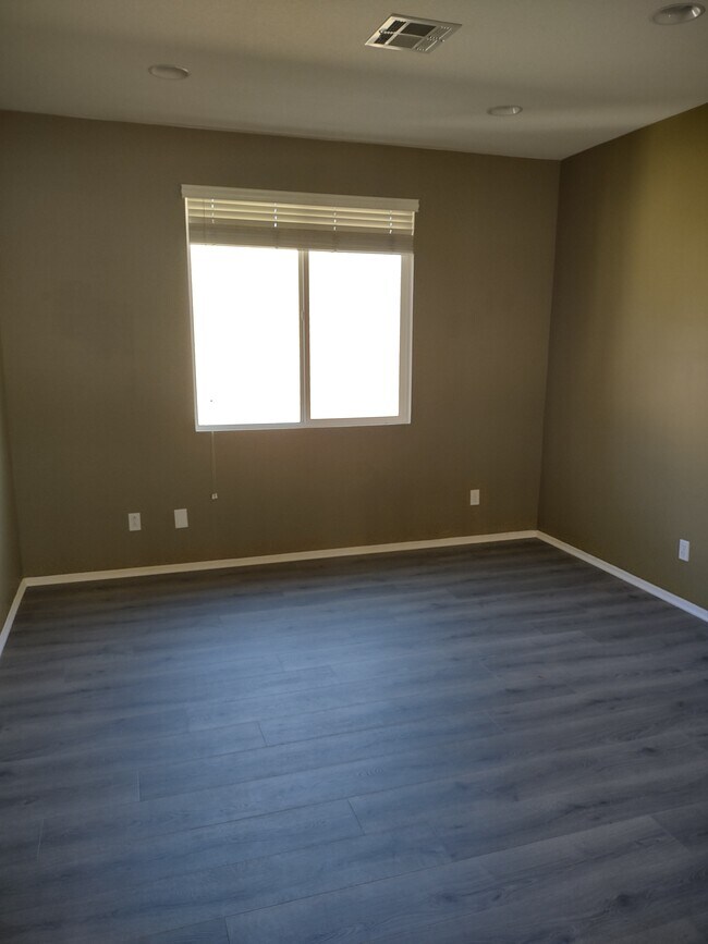 Building Photo - 40543 Chantemar Way