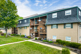 Building Photo - Mission Manor Apartments