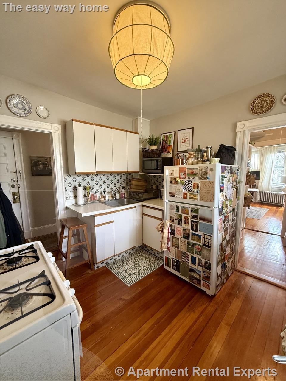 Building Photo - 9 Eustis St