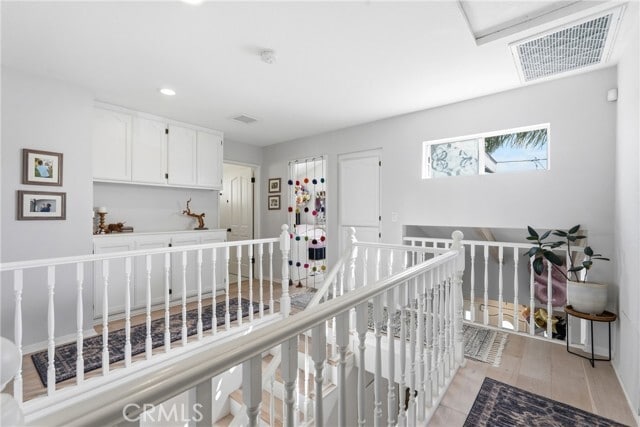 Building Photo - 2213 Dufour Ave