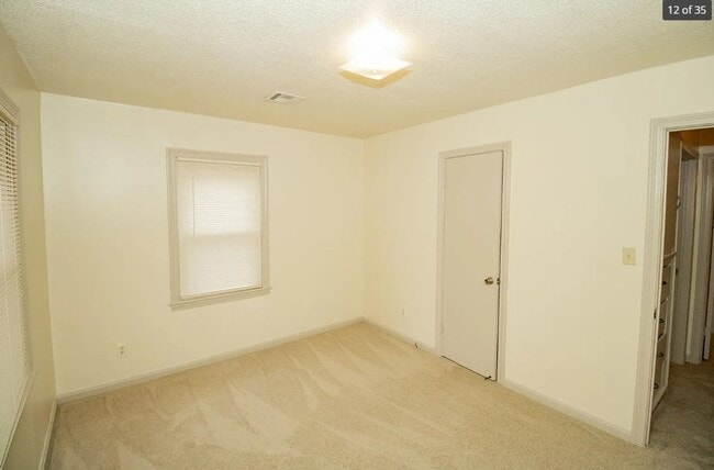 Building Photo - 1839 S Mosley Ave