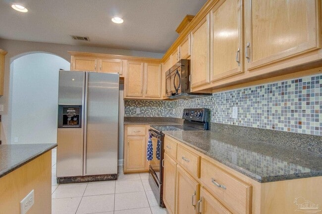 Building Photo - 3569 S Hampton Way