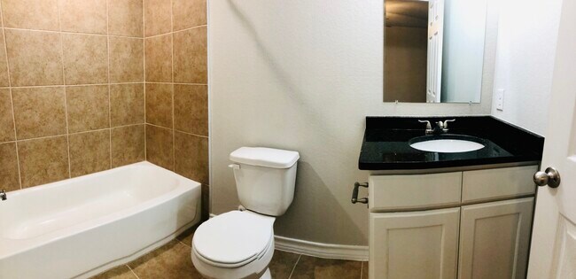 Building Photo - 8323 Breezy Cove