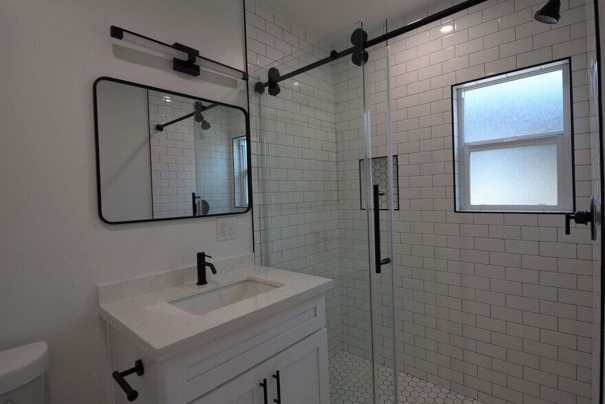 Building Photo - 4201 Arch Dr