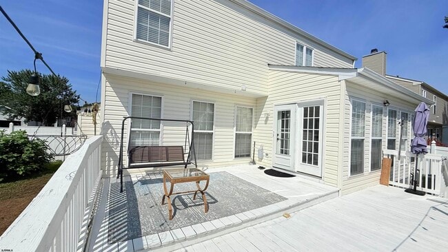 Building Photo - 124 Bonita Dr
