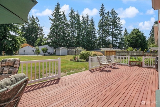 Building Photo - 8019 57th Dr NE