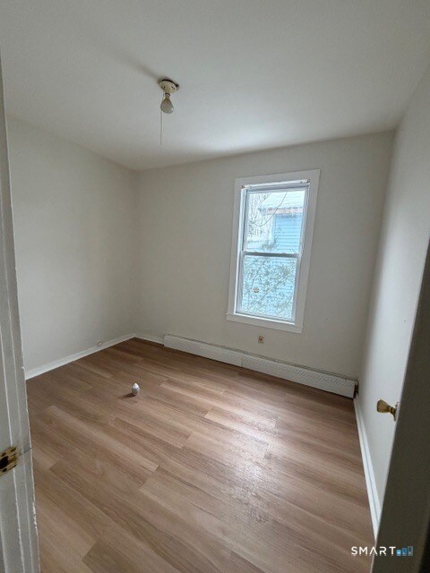 Building Photo - 44 Prest St