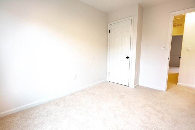 Building Photo - 2119 Hutchison Grove Ct