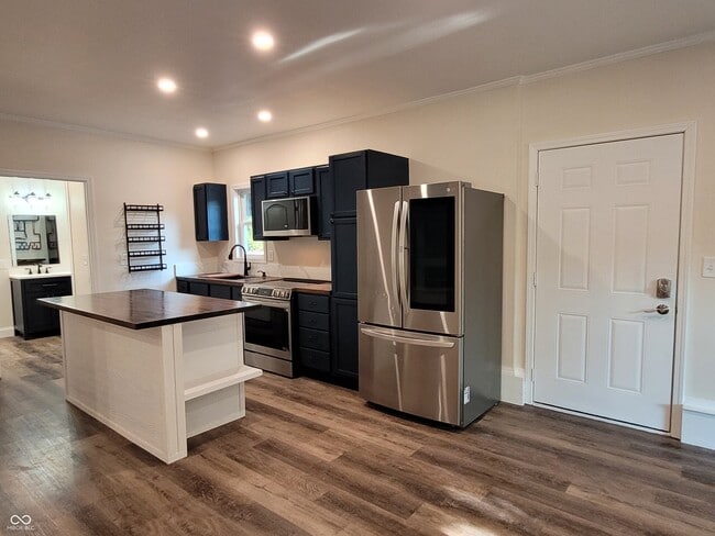 Building Photo - 127 Bailey Ln