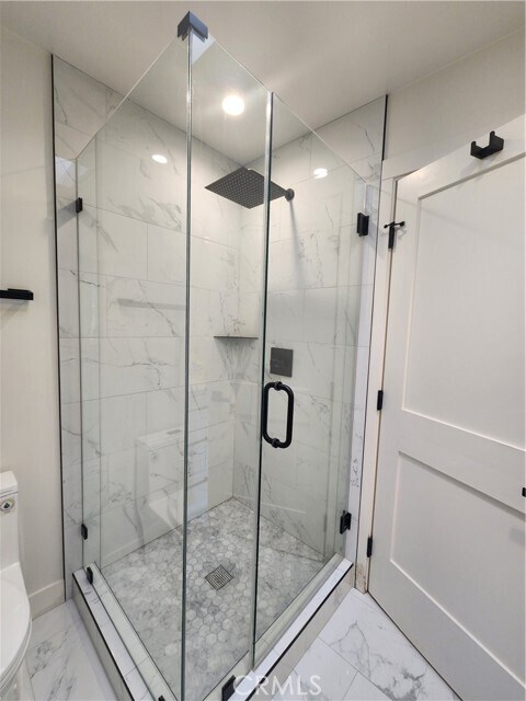 Building Photo - 120 S Francisca Ave