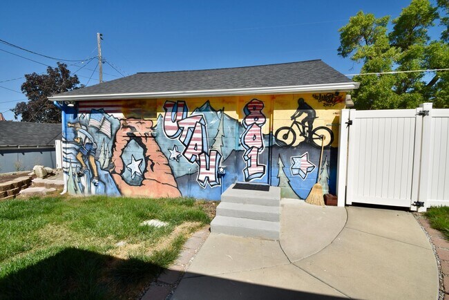 Building Photo - 2689 E Barbey Dr