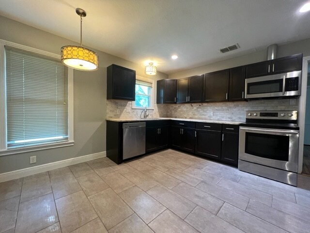 Building Photo - 1022 Cheatham St