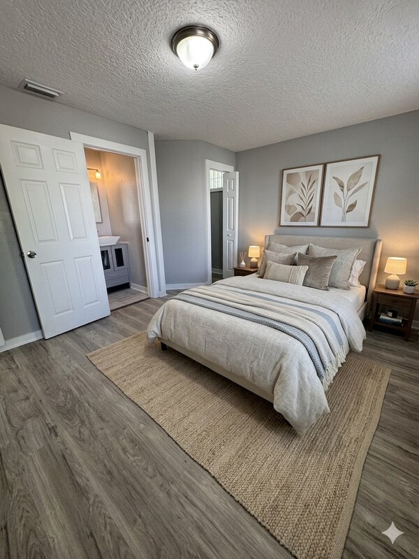 Building Photo - 5432 Tyler Ave