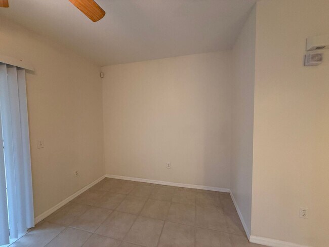 Building Photo - Beautiful 2 Bedroom, 2.5 Bath Townhome for Rent in The Hammocks!