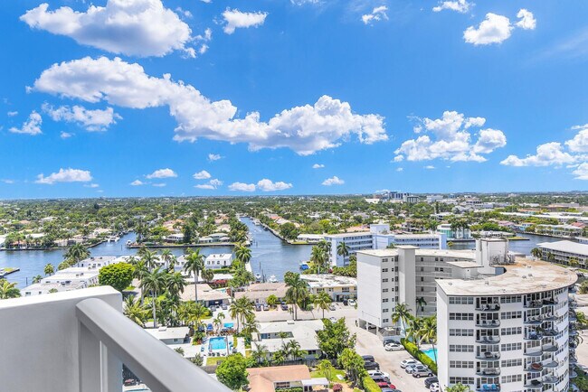 Building Photo - 2701 N Ocean Blvd