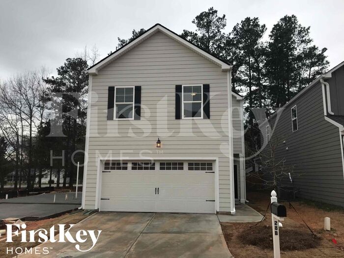 Primary Photo - 28 E Newnan Rd