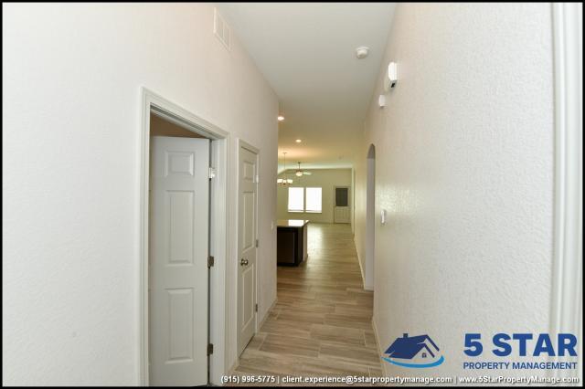 Building Photo - 4 bedroom in El Paso TX 79928