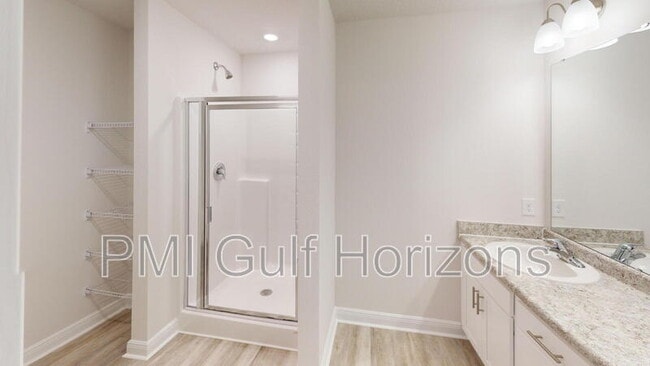 Building Photo - 710 Giese Ln