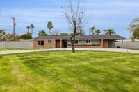 Building Photo - 1216 W Rovey Ave