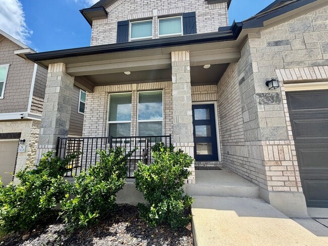 Building Photo - Exceptional 4BR, 3BA Home in Desirable Knox Ridge