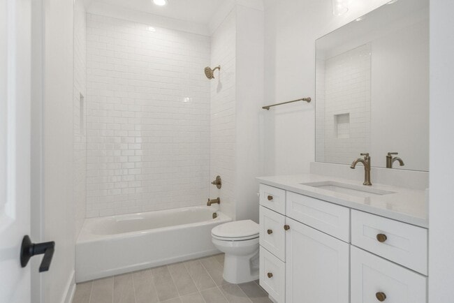 Building Photo - Luxury home in Southbrooke community in Franklin, TN